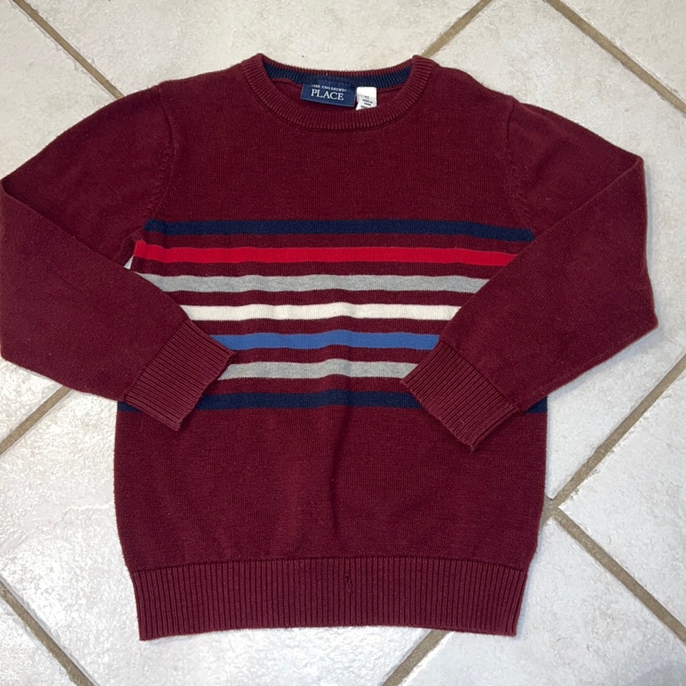 The Childrens Place sweater. Little boys size 5T